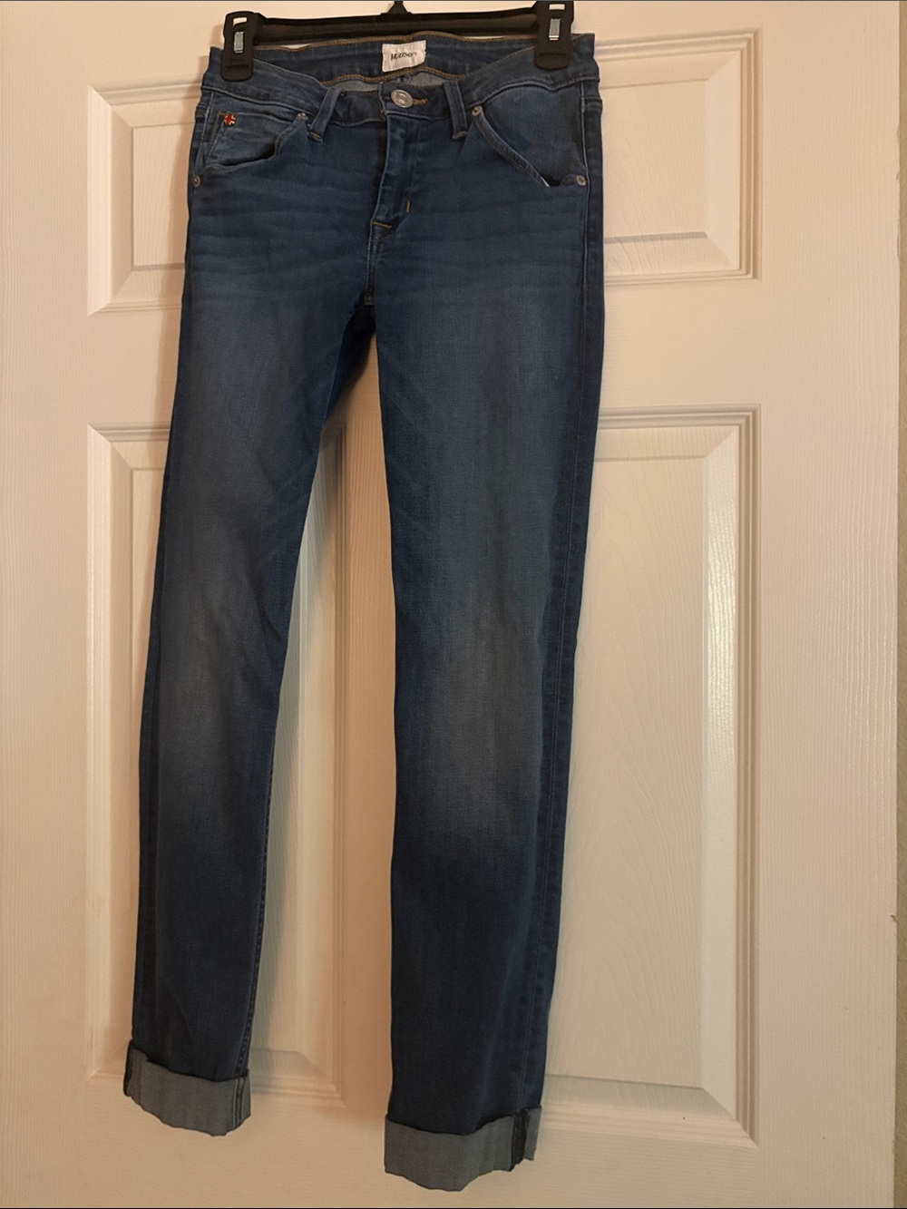 Hudson Jeans Straight Leg Women’s Jeans in Medium Blue